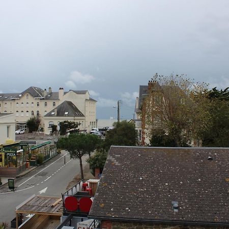 Hotel Des Pins Jullouville-les-Pins Camera foto