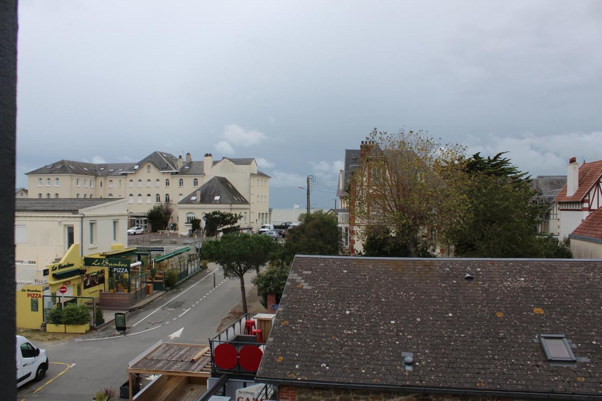 Hotel Des Pins Jullouville-les-Pins Camera foto